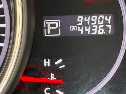 Used 2011 Nissan Murano SL w/ Navigation Pkg image 17