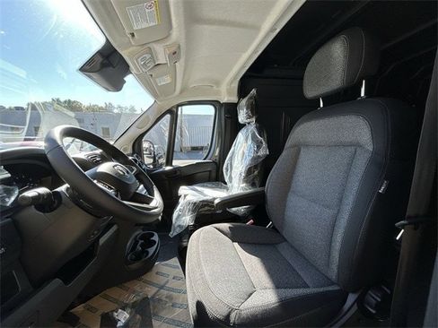 New 2026 RAM ProMaster 2500 w/ Cold Weather Group image 11