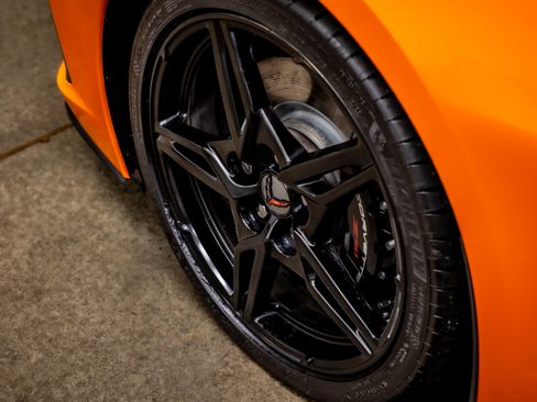 Used 2023 Chevrolet Corvette Stingray Preferred Conv w/ Z51 Performance Package RWD image 16