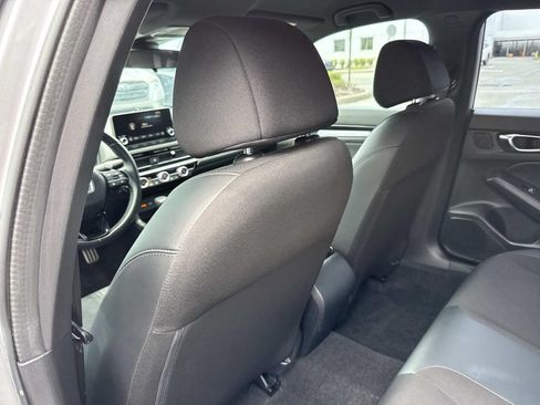Used 2023 Honda Civic Sport image 13
