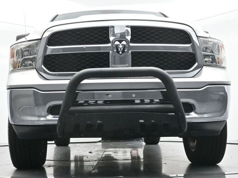 Used 2015 RAM 1500 Classic SLT AWD/4WD image 39