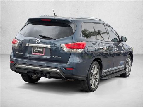Used 2013 Nissan Pathfinder Platinum w/ Platinum Premium Pkg FWD image 5