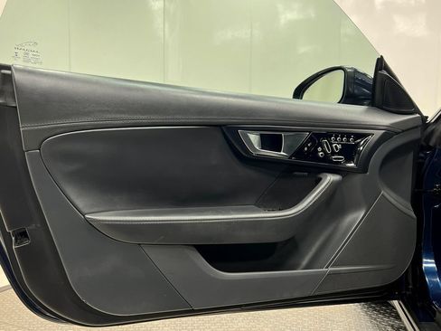Used 2014 Jaguar F-TYPE S RWD image 14