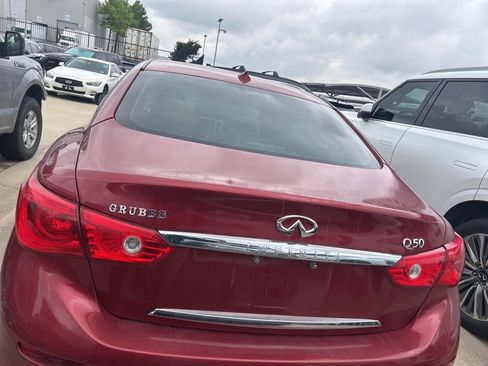 Used 2016 INFINITI Q50 3.0t Premium w/ Driver Assistance Package RWD image 7