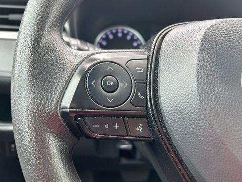 Certified 2021 Toyota RAV4 XLE FWD image 16