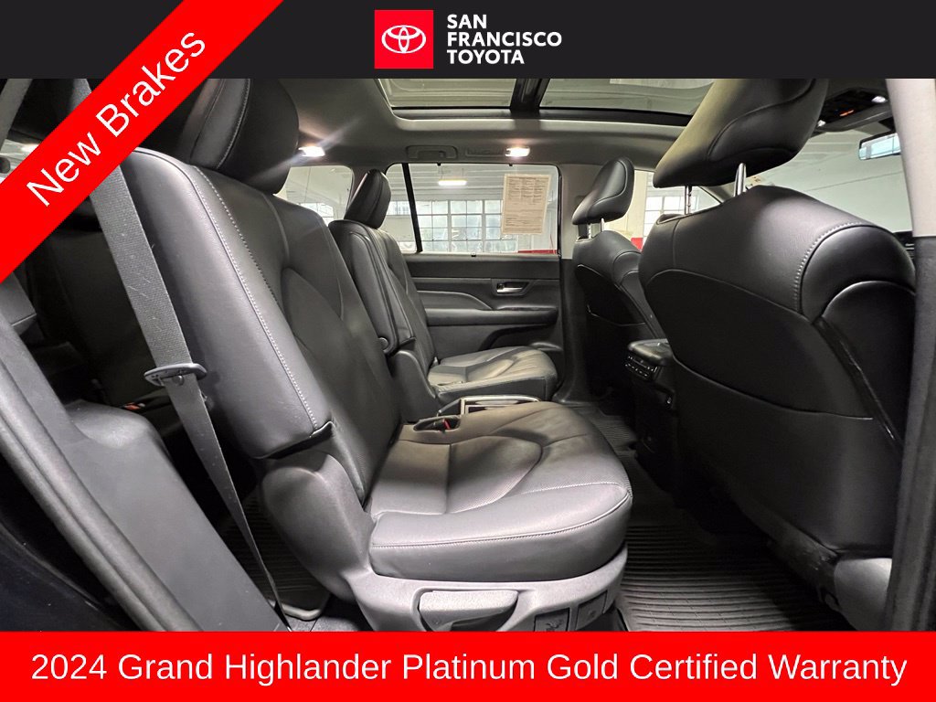 Certified 2024 Toyota Grand Highlander AWD image 17
