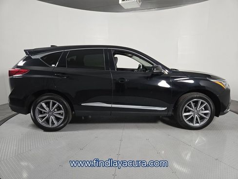 Used 2024 Acura RDX SH-AWD w/ Technology Package image 9