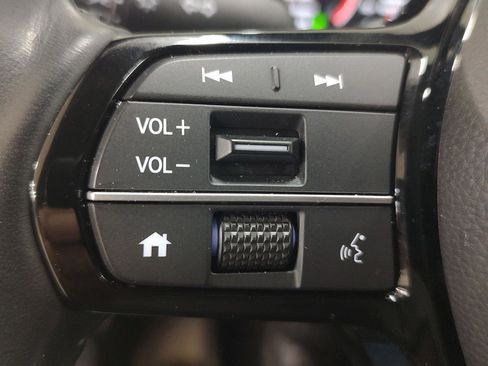 Used 2023 Honda CR-V EX-L image 16