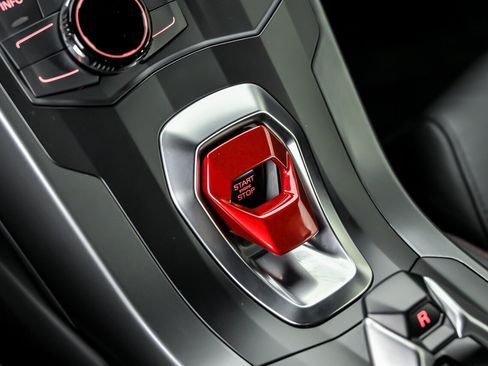 Used 2015 Lamborghini Huracan LP 610-4 image 36