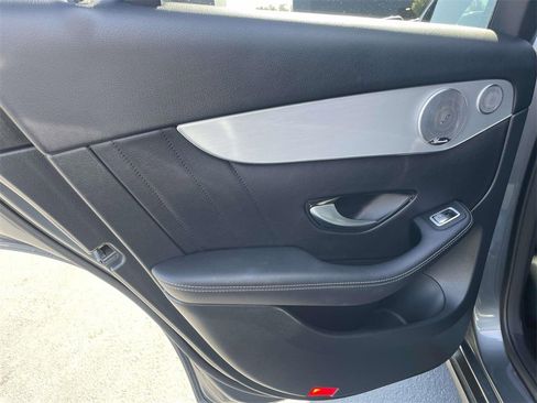 Used 2019 Mercedes-Benz GLC 300 4MATIC Coupe image 23