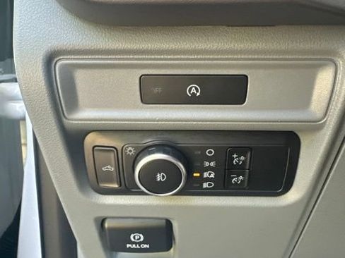 Used 2025 Ford F150 XLT w/ Equipment Group 301A Standard AWD/4WD image 43
