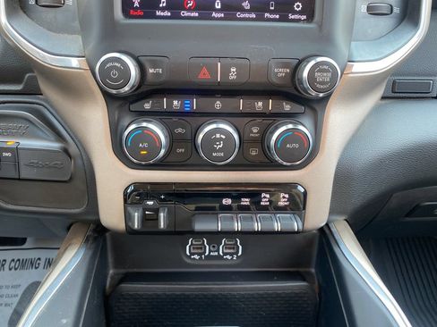 Used 2021 RAM 3500 Laramie AWD/4WD image 19