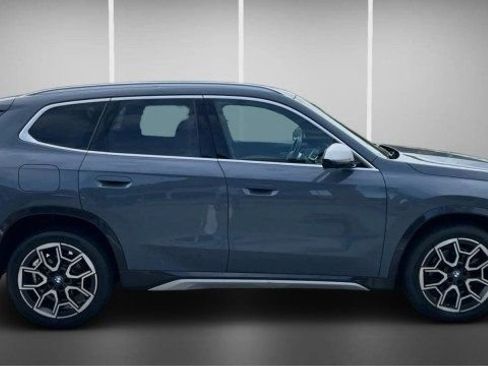 Used 2023 BMW X1 xDrive28i w/ Premium Package image 4
