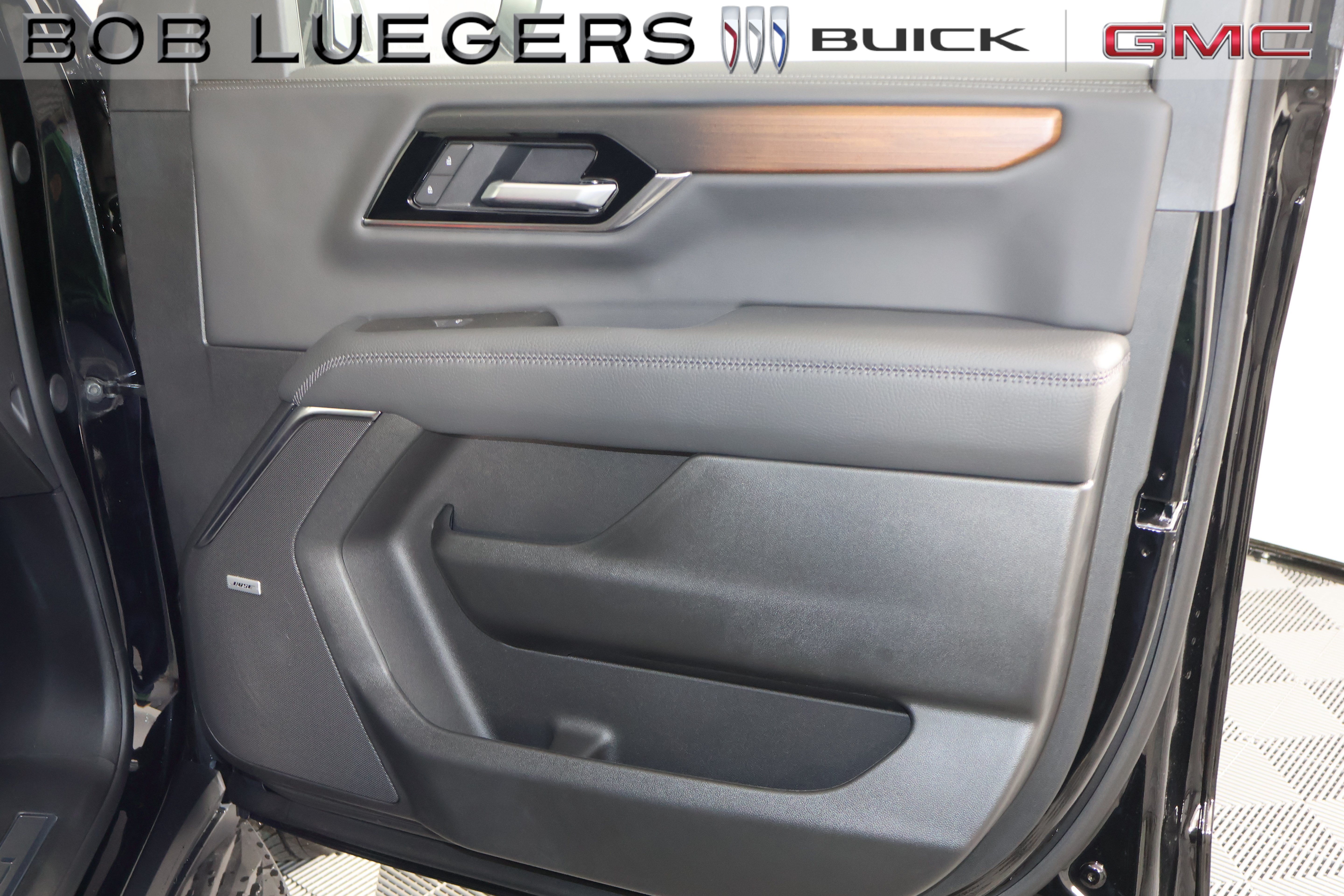 New 2026 GMC Yukon Denali AWD/4WD image 17