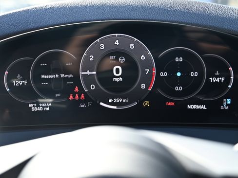 Used 2024 Porsche Panamera 4 image 21