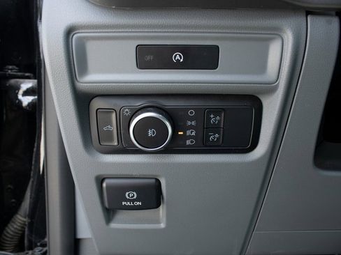 Used 2025 Ford F150 XLT w/ Equipment Group 301A Standard image 8