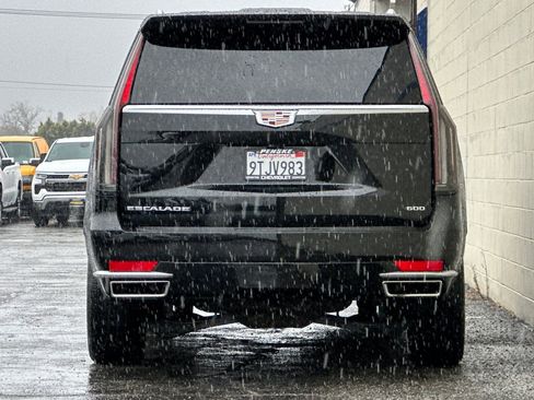 Certified 2023 Cadillac Escalade ESV Premium Luxury w/ Performance Package image 5