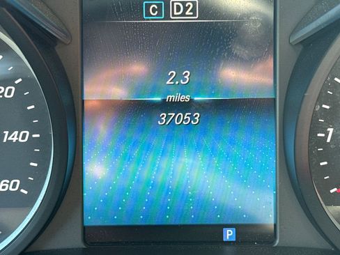 Used 2020 Mercedes-Benz GLC 300 image 8