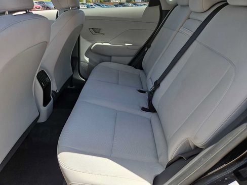 Certified 2025 Hyundai Kona SEL AWD/4WD image 19