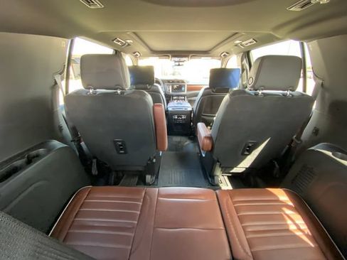 Used 2023 GMC Yukon XL Denali Ultimate AWD/4WD image 18