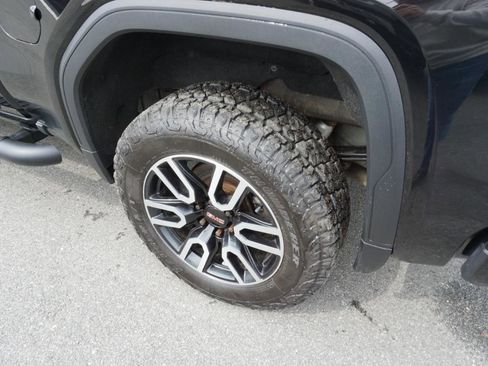 Used 2019 GMC Sierra 1500 AT4 w/ AT4 Premium Package AWD/4WD image 10