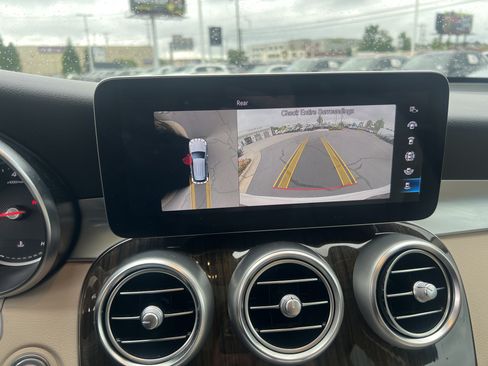 Certified 2022 Mercedes-Benz GLC 300 image 25