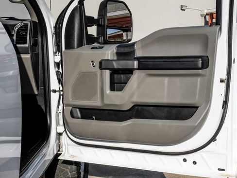 Used 2018 Ford F250 XLT image 43