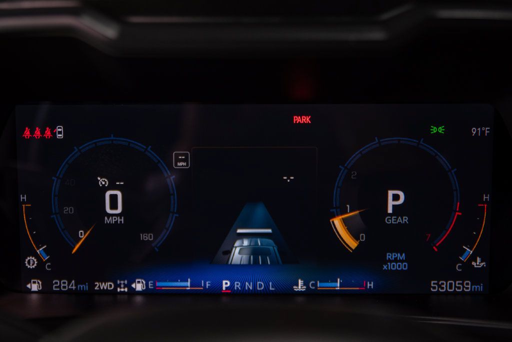 Used 2024 Chevrolet Colorado Trail Boss w/ Technology Package AWD/4WD image 21