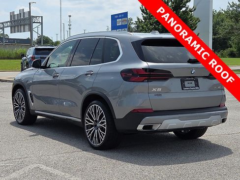 Used 2025 BMW X5 xDrive40i AWD/4WD image 4