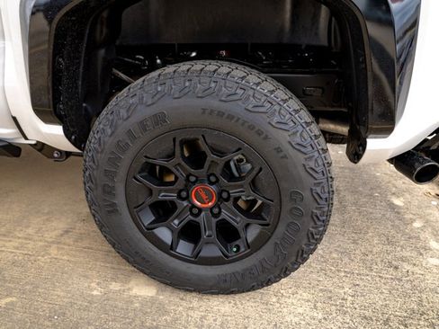 New 2026 Toyota Tacoma TRD Pro AWD/4WD image 6
