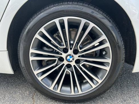 Used 2017 BMW 530i xDrive AWD/4WD image 24