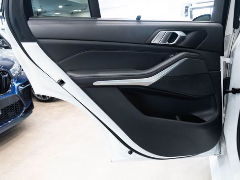 Used 2021 BMW X5 xDrive45e w/ M Sport Package image 20