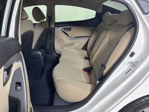 Used 2014 Hyundai Elantra SE w/ Option Group 02 image 19
