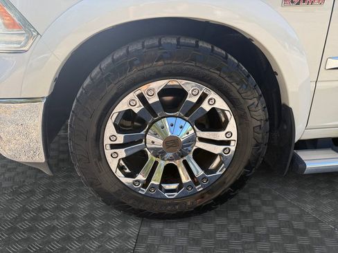 Used 2016 RAM 1500 Laramie w/ Convenience Group image 14