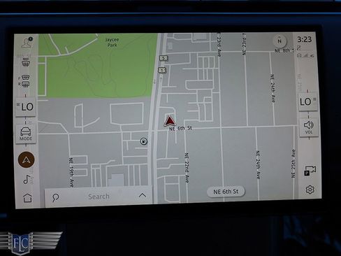 Used 2024 Land Rover Range Rover SV image 50