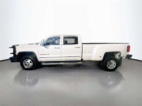 Used 2019 GMC Sierra 3500 Denali w/ Duramax Plus Package image 5