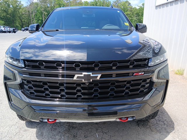 Used 2024 Chevrolet Tahoe Z71 w/ Luxury Package AWD/4WD image 9