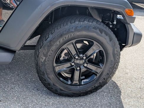 Used 2021 Jeep Wrangler Unlimited Sport image 9
