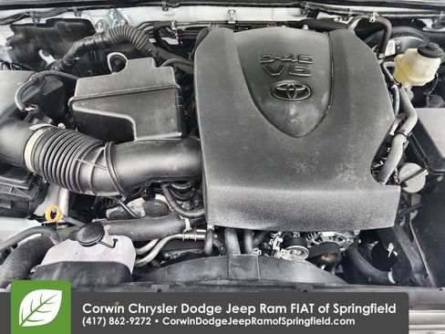 Used 2023 Toyota Tacoma Limited image 34