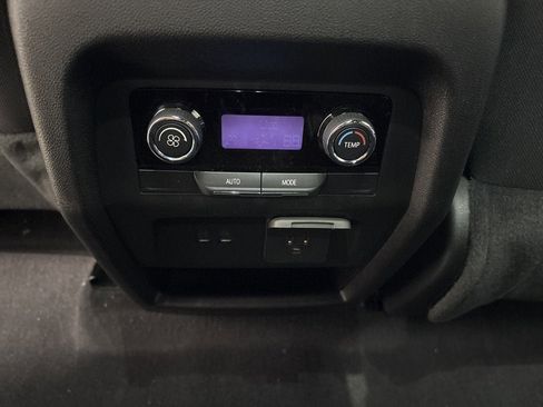 New 2026 Chevrolet Traverse LT image 29