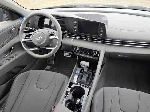 New 2026 Hyundai Elantra SEL Sport Premium FWD image 22