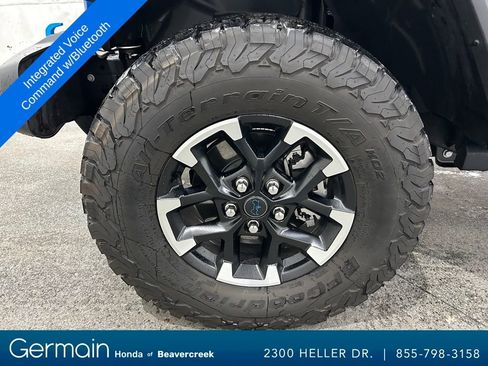 Used 2024 Jeep Wrangler Unlimited Rubicon 4xe w/ Technology Group image 15