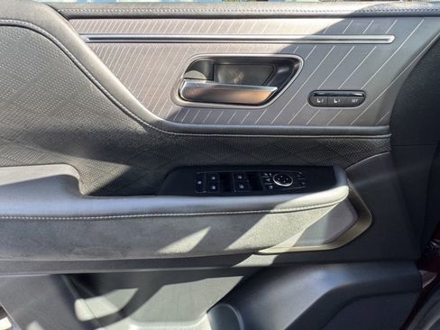 Certified 2025 INFINITI QX80 Autograph w/ Premium Cargo Package image 18