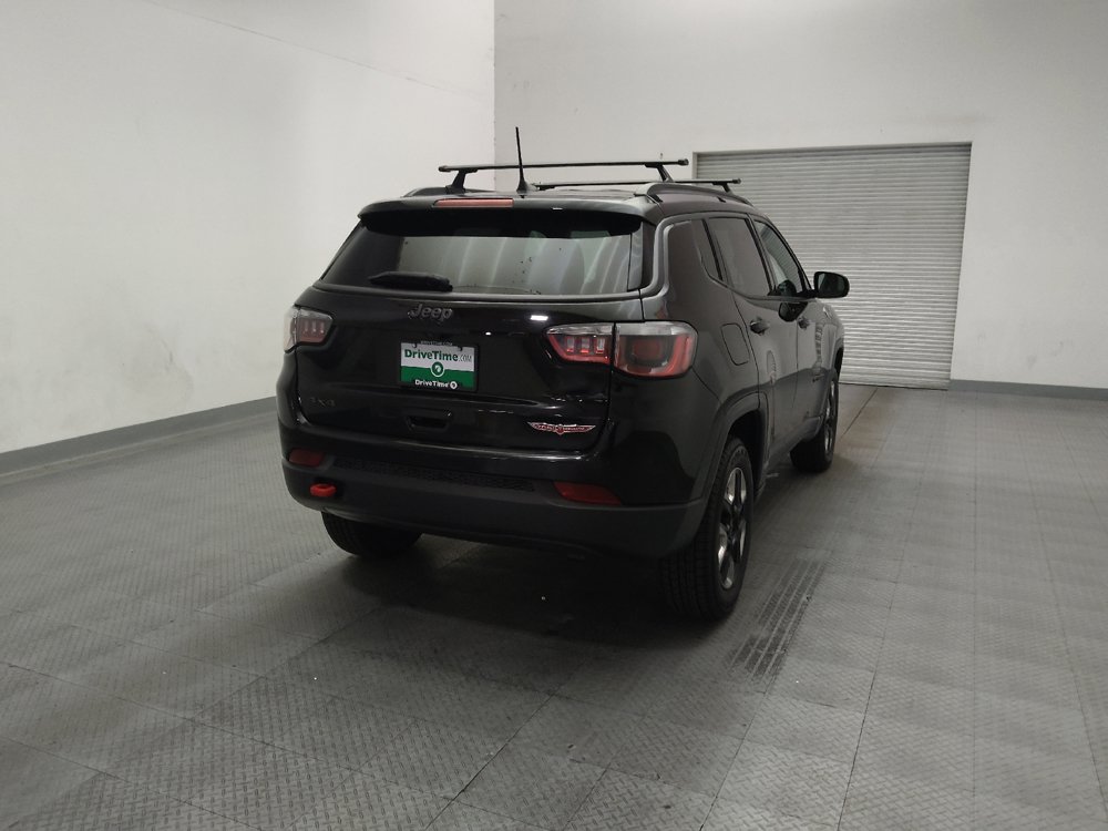 Used 2018 Jeep Compass Trailhawk AWD/4WD image 7