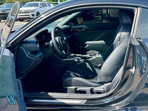 Used 2025 Toyota GR86 Premium w/ ALL Weather Mat Package (TMS) RWD image 13