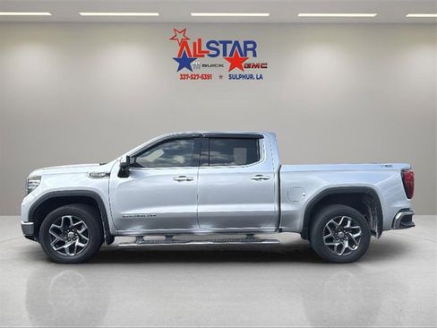 Used 2022 GMC Sierra 1500 SLT w/ X31 Off-Road Package image 3