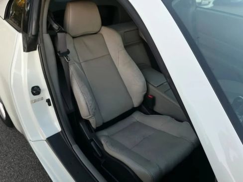 Used 2008 Nissan 350Z Touring image 27