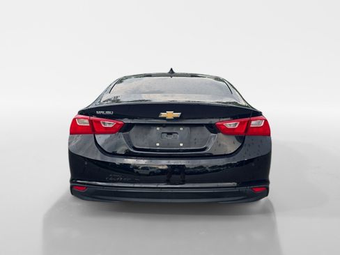 Used 2021 Chevrolet Malibu LS FWD image 4