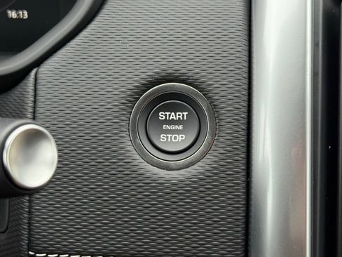 New 2026 Land Rover Discovery Limited Edition AWD/4WD image 23