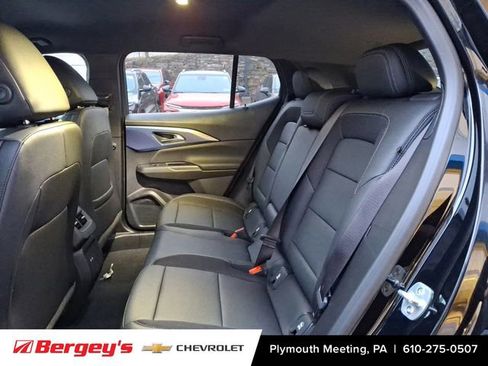 New 2026 Chevrolet Equinox EV LT image 5